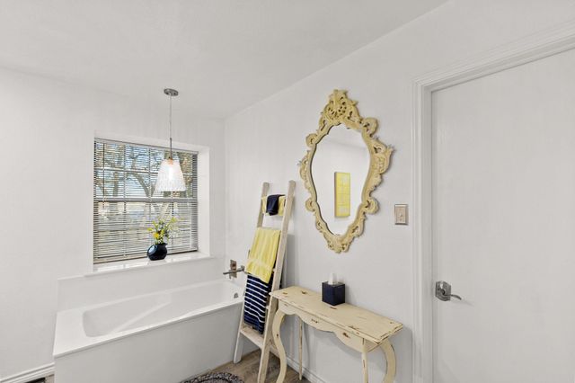 8292 Hartrick Bluff RD, Temple, TX 76502