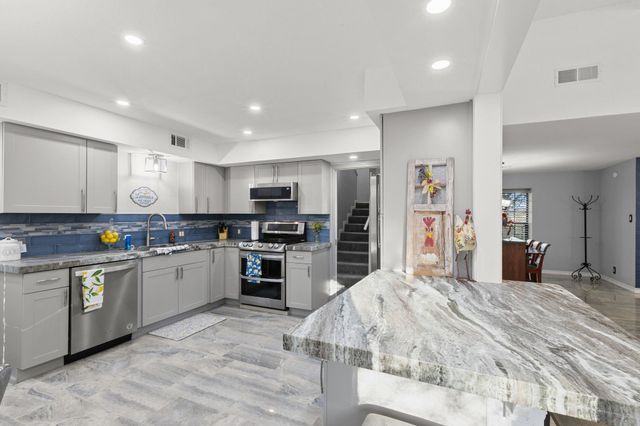 8292 Hartrick Bluff RD, Temple, TX 76502