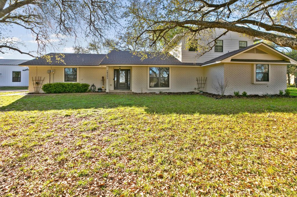 8292 Hartrick Bluff RD, Temple, TX 76502