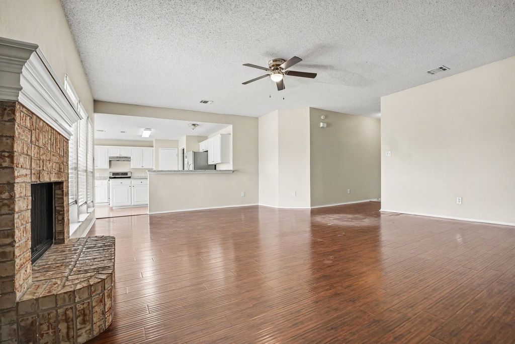 360 Mcmurtry Drive, Arlington, TX 76002 — photo 5