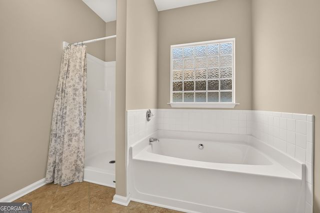 39 Medallion Park, Newnan, GA 30265