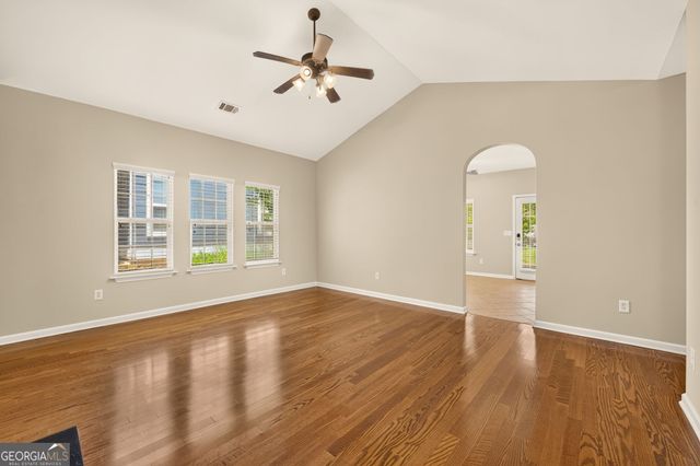 39 Medallion Park, Newnan, GA 30265