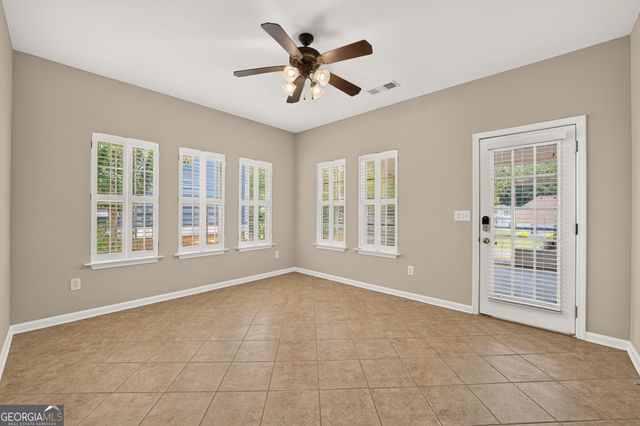 39 Medallion Park, Newnan, GA 30265