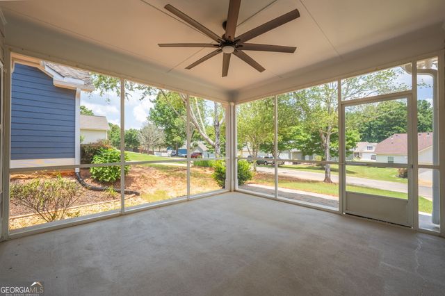 39 Medallion Park, Newnan, GA 30265