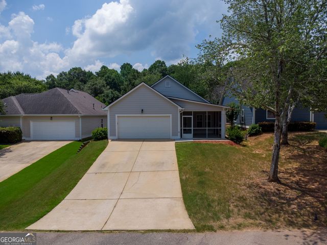 39 Medallion Park, Newnan, GA 30265