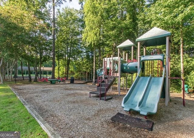 39 Medallion Park, Newnan, GA 30265