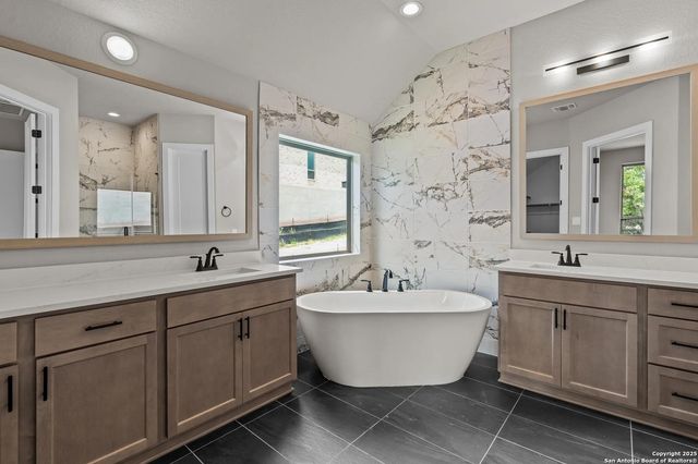 115 Carino Cove, Boerne, TX 78006