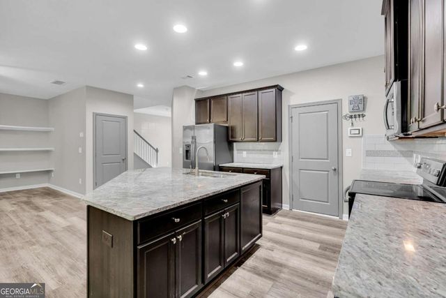 2526 Keystone Bend, Lithonia, GA 30058