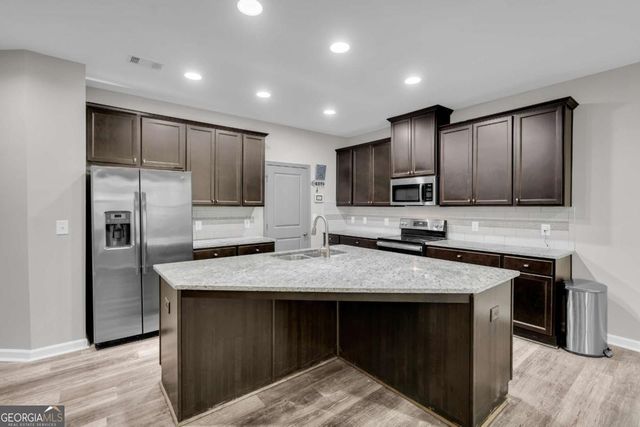 2526 Keystone Bend, Lithonia, GA 30058