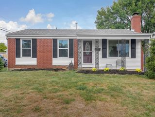 3876 Lexmont Road S, Columbus, OH 43228