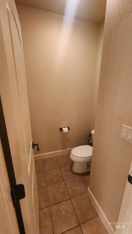 1861 Canyon Park Ct, Twin Falls, ID 83301