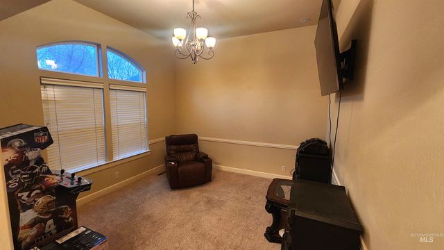 1861 Canyon Park Ct, Twin Falls, ID 83301