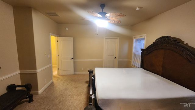 1861 Canyon Park Ct, Twin Falls, ID 83301