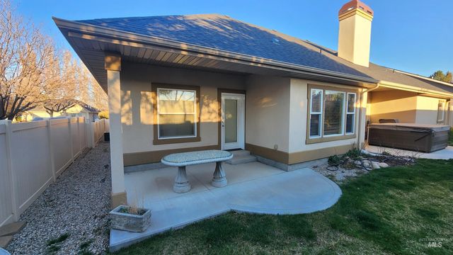 1861 Canyon Park Ct, Twin Falls, ID 83301