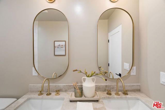 3751 Edgehill Drive, Los Angeles, CA 90018