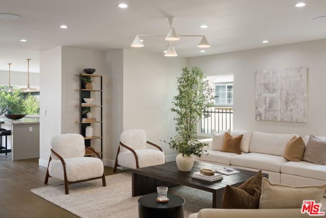 3751 Edgehill Drive, Los Angeles, CA 90018