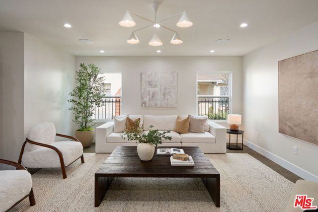 3751 Edgehill Drive, Los Angeles, CA 90018