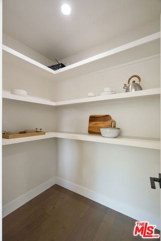 3751 Edgehill Drive, Los Angeles, CA 90018