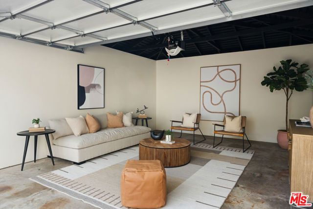 3751 Edgehill Drive, Los Angeles, CA 90018