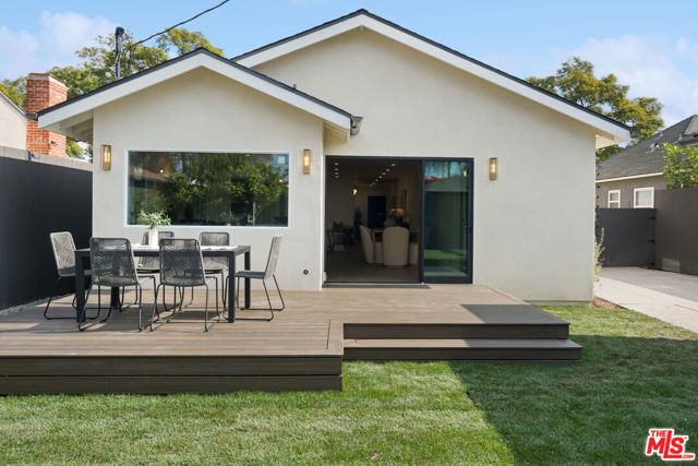 3751 Edgehill Drive, Los Angeles, CA 90018