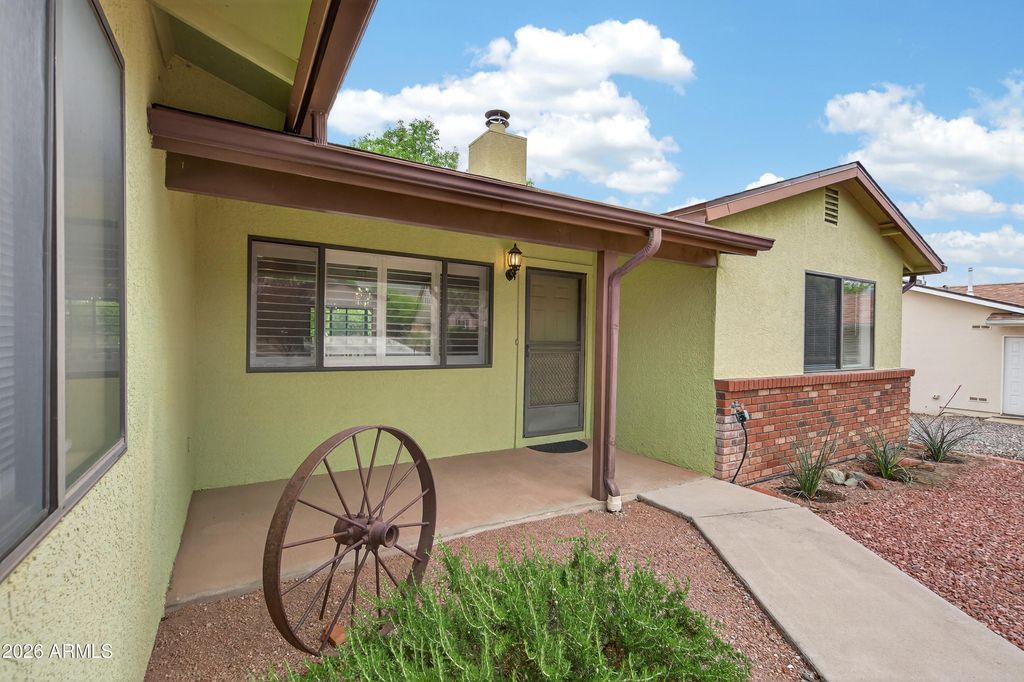 Image 3 of property listing at 1441 W Foy Drive, Clarkdale, AZ 86324