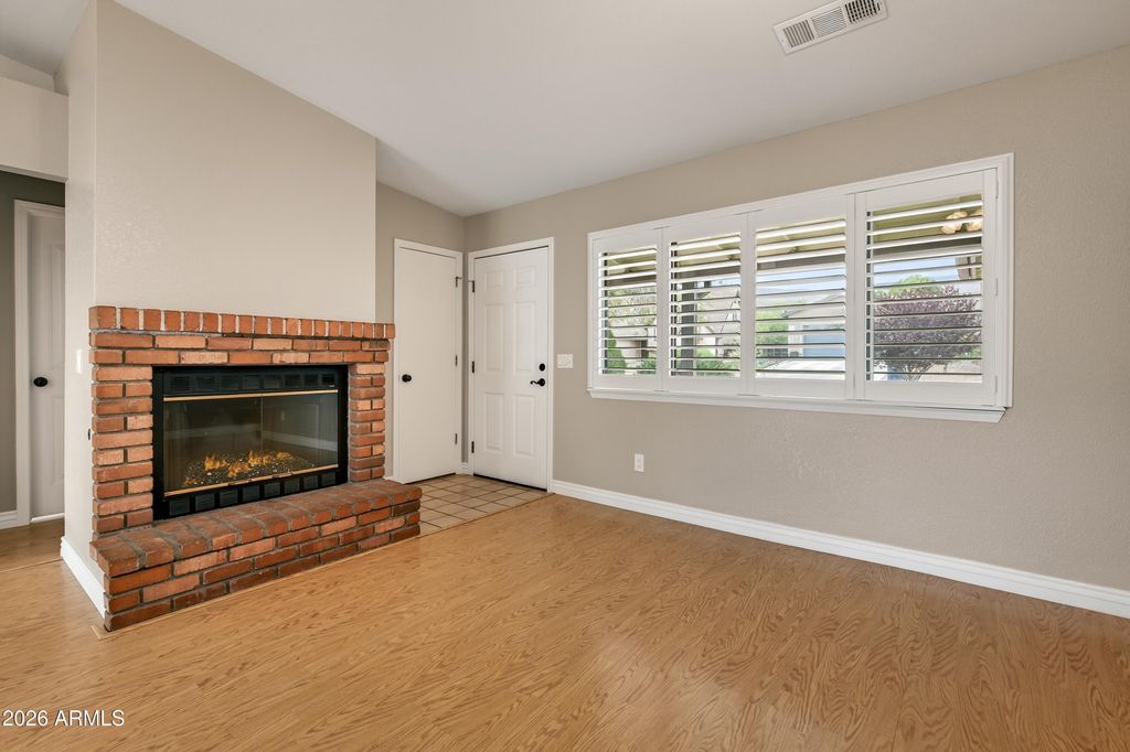 Image 5 of property listing at 1441 W Foy Drive, Clarkdale, AZ 86324