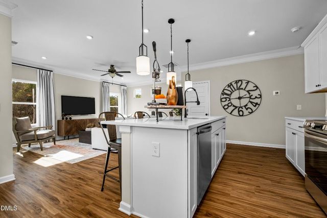 221 Courtside Drive, Dunn, NC 28334