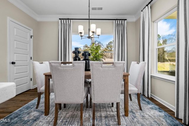 221 Courtside Drive, Dunn, NC 28334