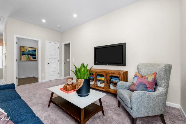 221 Courtside Drive, Dunn, NC 28334