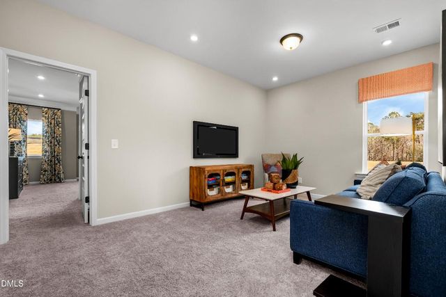 221 Courtside Drive, Dunn, NC 28334