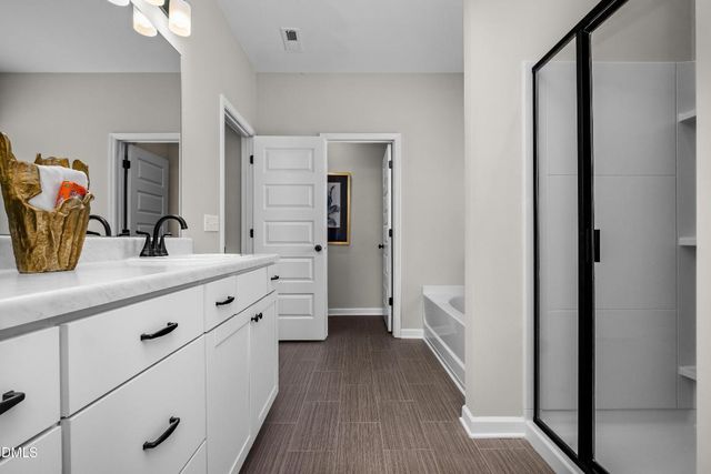 221 Courtside Drive, Dunn, NC 28334