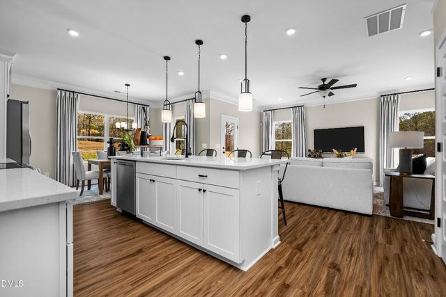 221 Courtside Drive, Dunn, NC 28334