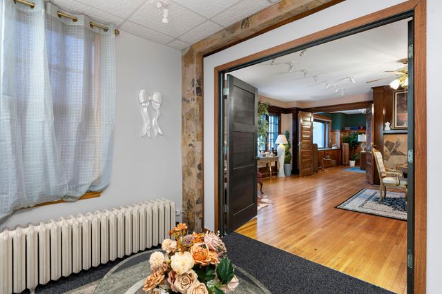 3040 Lyndale Avenue S, Minneapolis, MN 55408