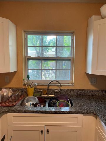 1806 MARVY AVENUE, Tampa, FL 33612