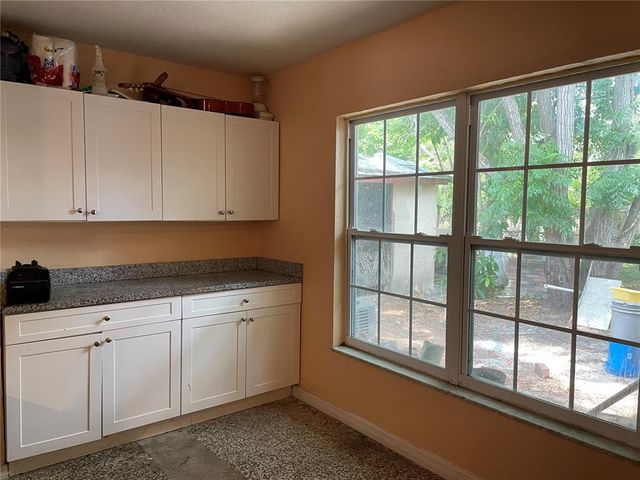 1806 MARVY AVENUE, Tampa, FL 33612