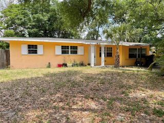 1806 MARVY AVENUE, Tampa, FL 33612