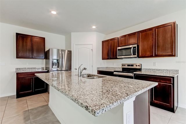 3845 RORY POND COURT, Lakeland, FL 33811