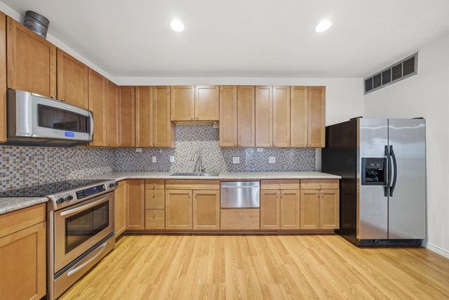 7900 N Stadium Drive 59, Houston, TX 77030