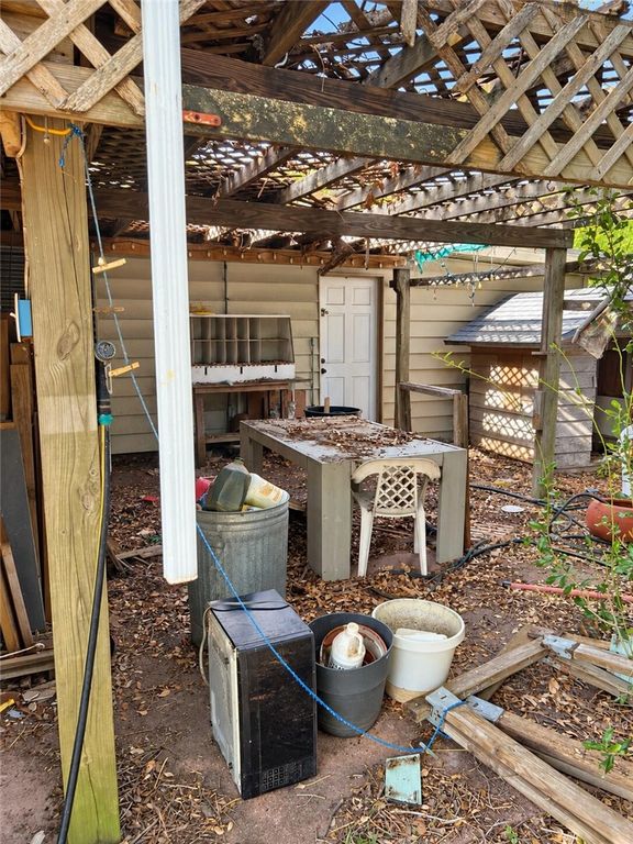 3934 Lamont St, Corpus Christi, TX 78415 — photo 4