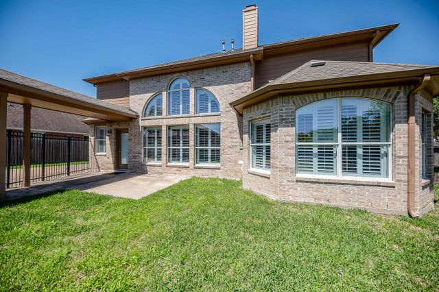 14203 Alamosa Court, Sugar Land, TX 77498