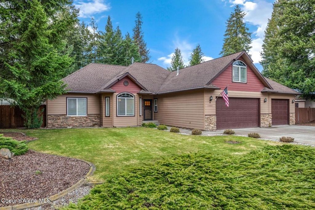 13001 N Ferndale Dr, Hayden, ID 83835 photo 2