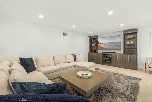 18772 Winnwood, Santa Ana, CA 92705