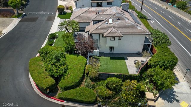 18772 Winnwood, Santa Ana, CA 92705
