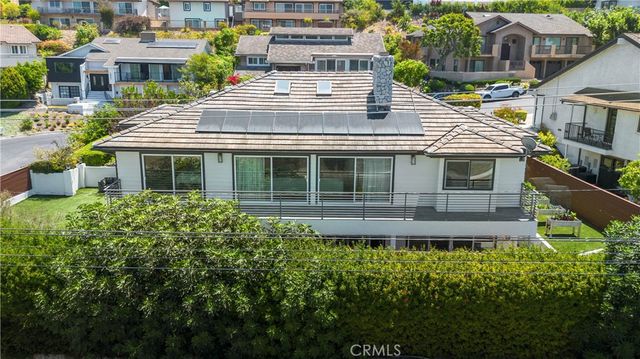 18772 Winnwood, Santa Ana, CA 92705