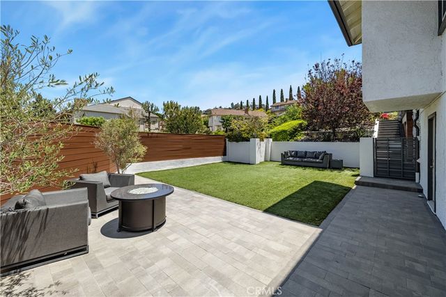 18772 Winnwood, Santa Ana, CA 92705