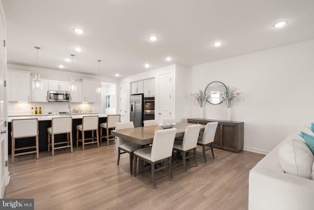 4901 LONGMIRE WAY, Chantilly, VA 20151