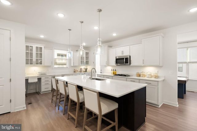 4901 LONGMIRE WAY, Chantilly, VA 20151