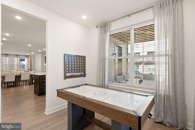 4901 LONGMIRE WAY, Chantilly, VA 20151