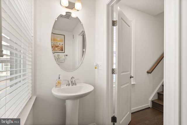 4901 LONGMIRE WAY, Chantilly, VA 20151