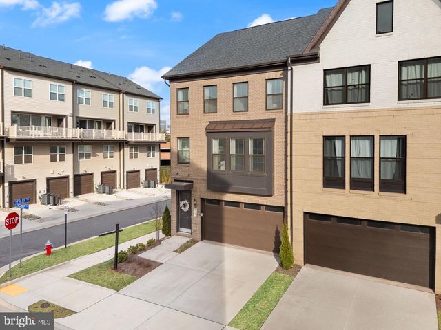 4901 LONGMIRE WAY, Chantilly, VA 20151